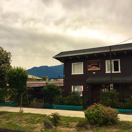 Hospedaje Irma Backpackers Пукон Экстерьер фото
